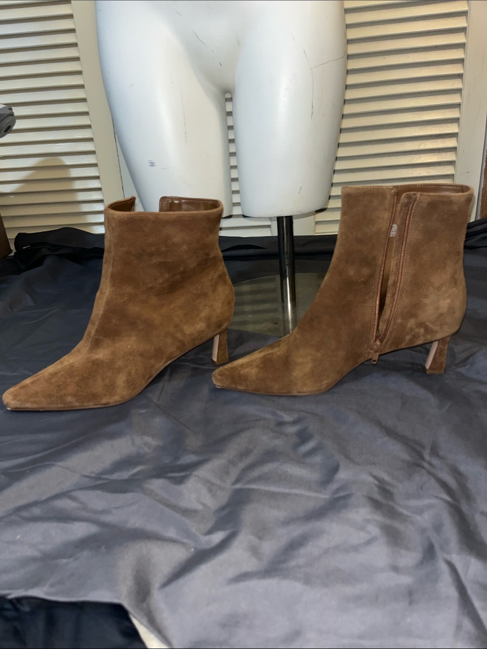 Steve Madden Brown Suede Pointed-Toe Ankle Boots